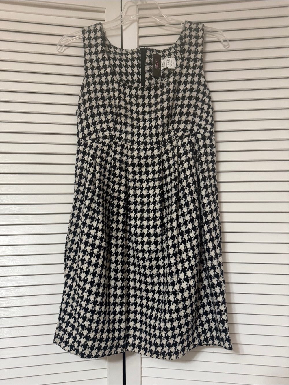 TEA/f Sleeveless Houndstooth Fit & Flare Dress - Black & White